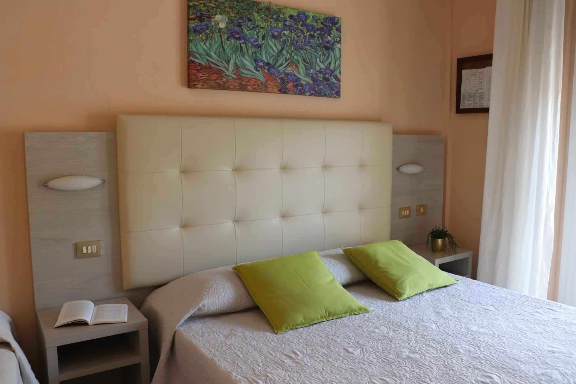 Hotel Barca D'Oro Bellaria-Igea Marina Exteriör bild