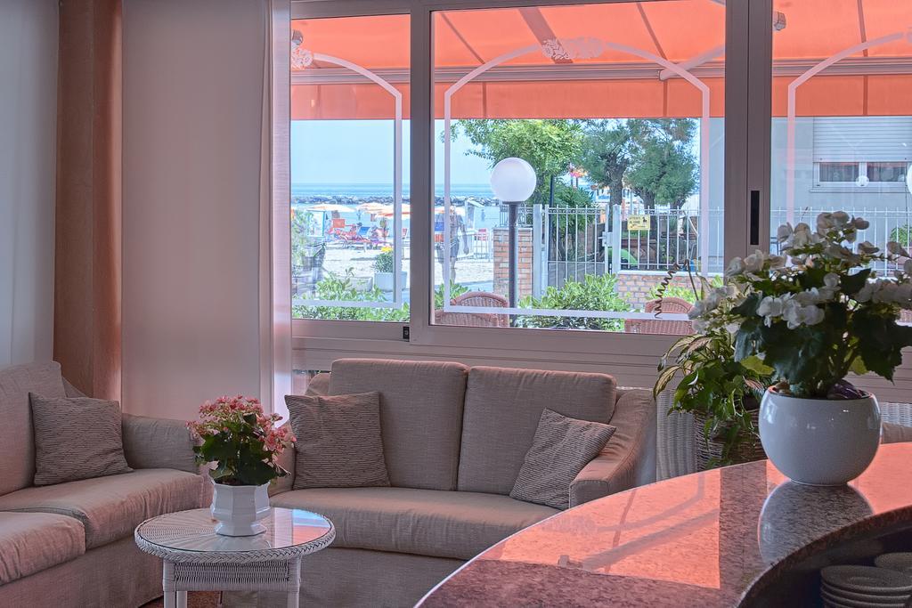 Hotel Barca D'Oro Bellaria-Igea Marina Exteriör bild