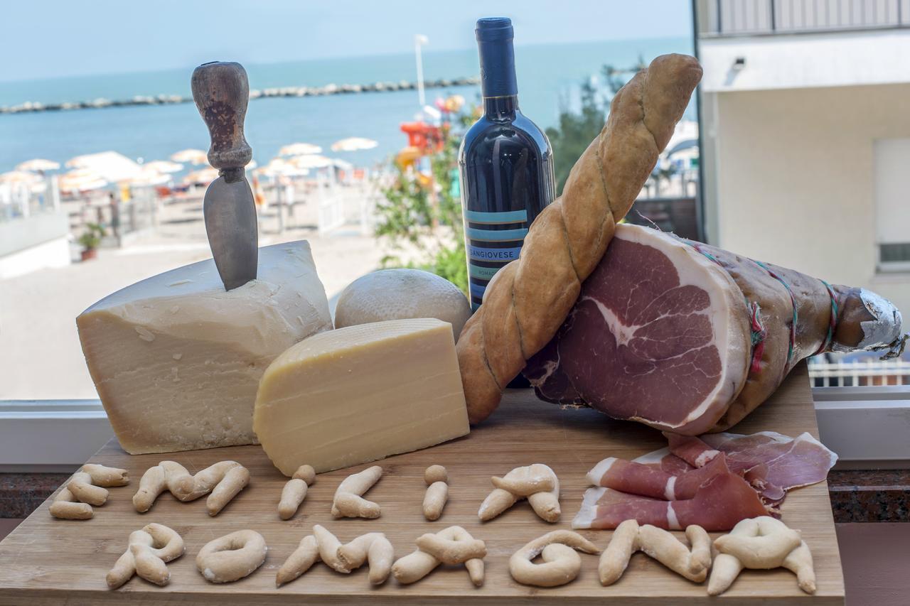 Hotel Barca D'Oro Bellaria-Igea Marina Exteriör bild